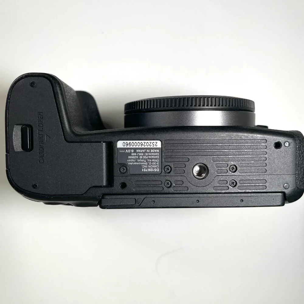 Canon EOS RP 26.2MP Full Frame Mirrorless Digital Camera used bundle